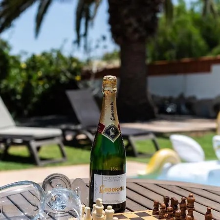 Villa Casa Mami- A Spanish Oasis In Lajares For Families & Friends
