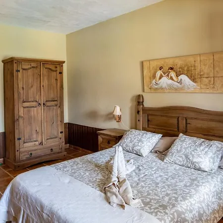 Casa Mami- A Spanish Oasis In Lajares For Families & Friends Villa
