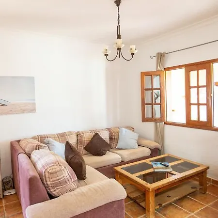 Casa Mami- A Spanish Oasis In Lajares For Families & Friends * Lajares